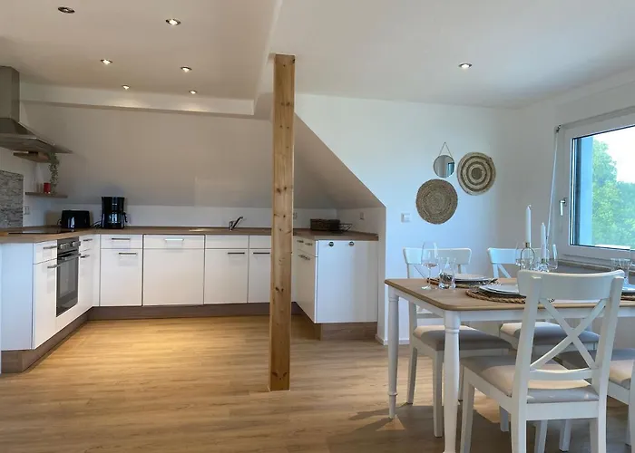 Mansarde “sabine“ Apartment *